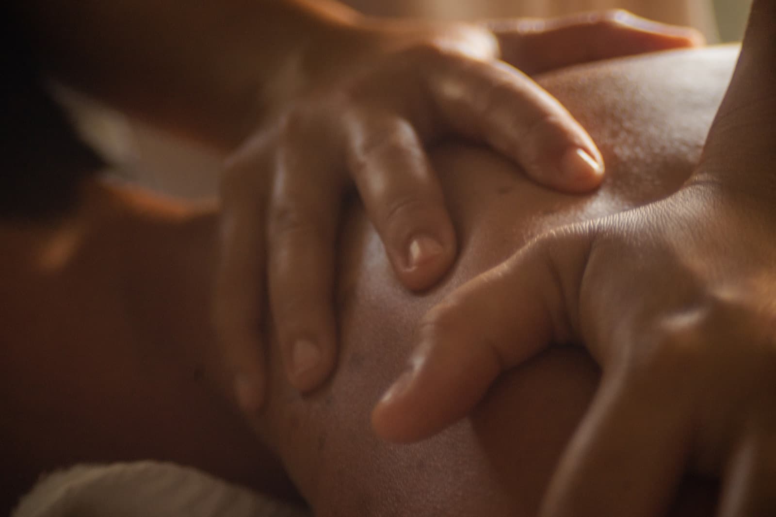 Relaxing Massage in-home massage in Playa del Carmen